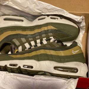 Air max 95s